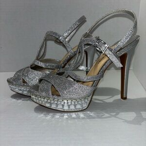 Preowned and used Gianni Bini 8.5 M heels